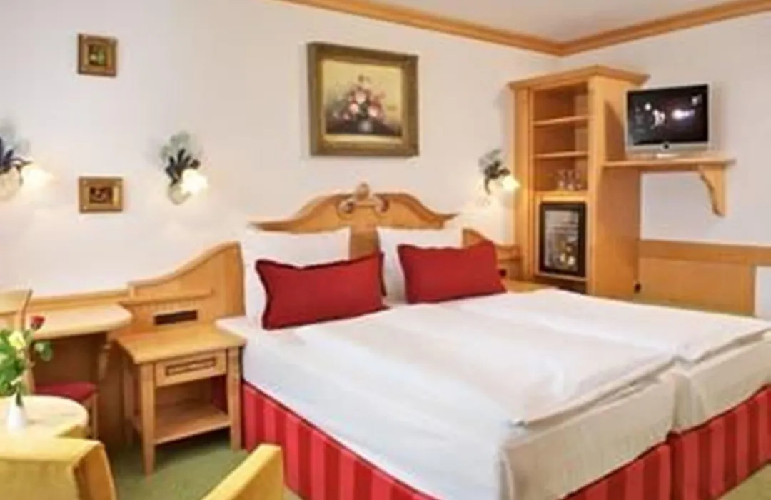Park Hotel Laim-1