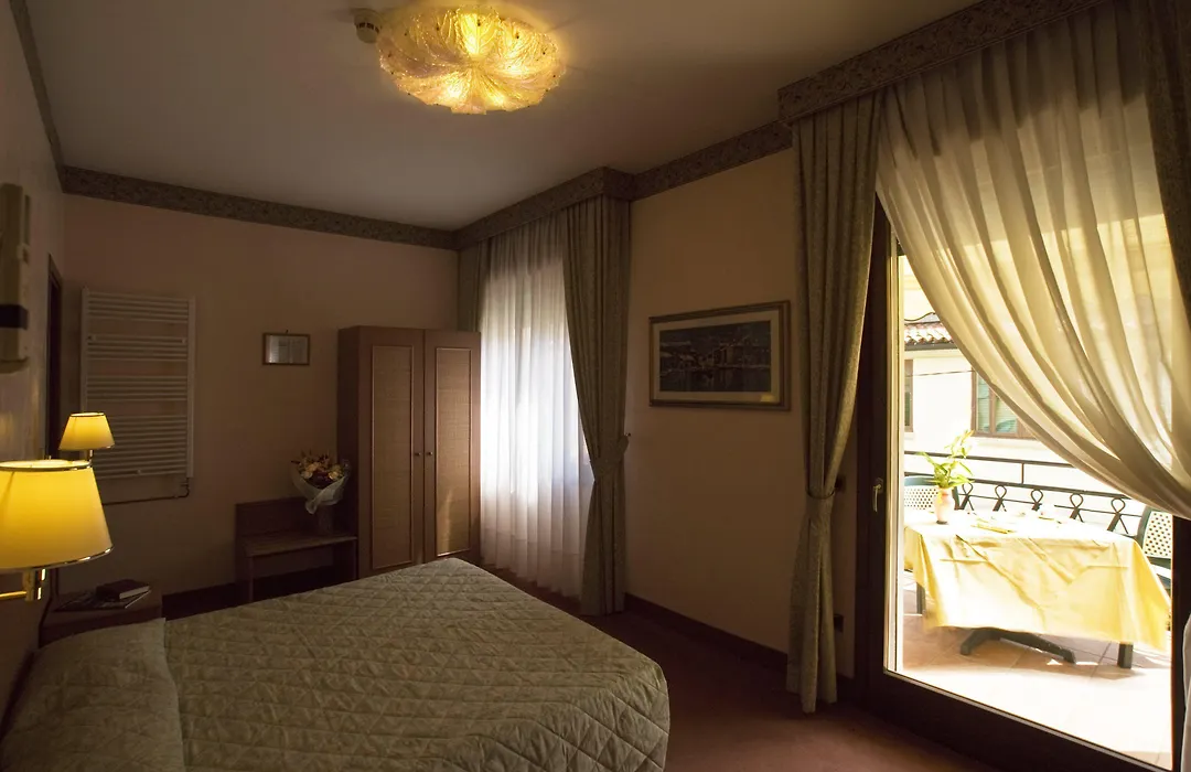Hotel Villa Tiziana-1