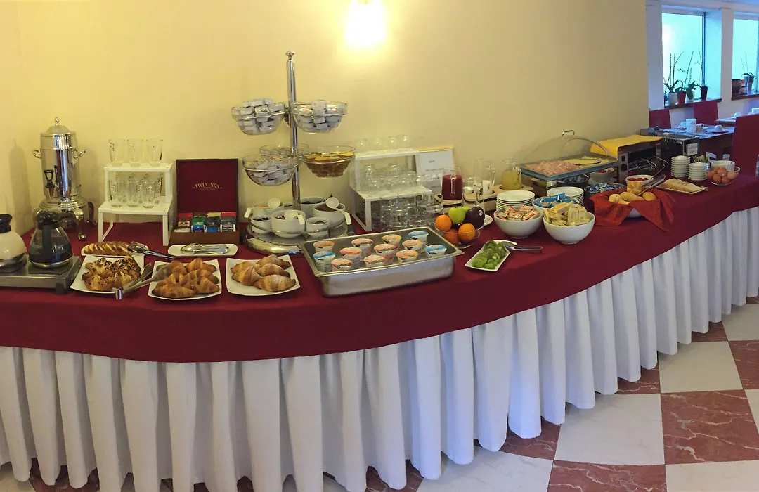 Hotel Villa Cipro-1
