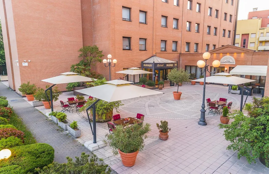 Hotel Michelangelo-1
