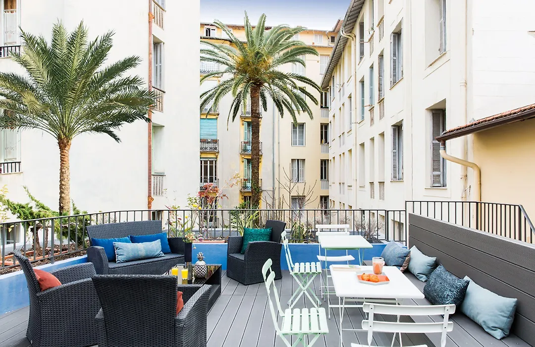 Hotel Les Cigales-1
