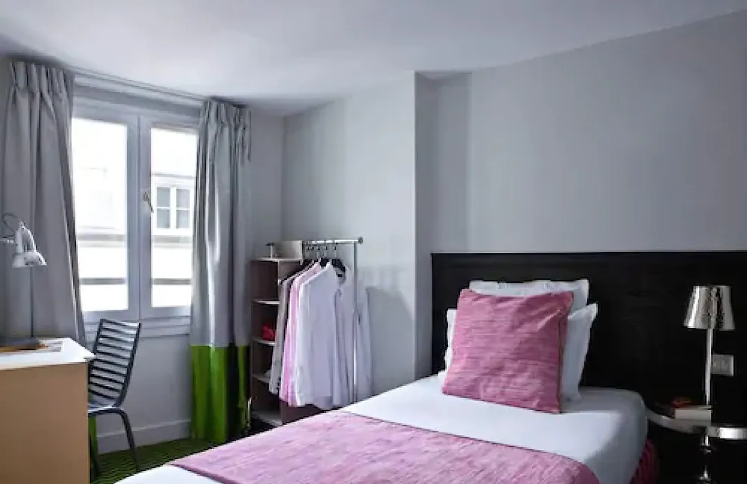 Hotel Antin Trinité-1