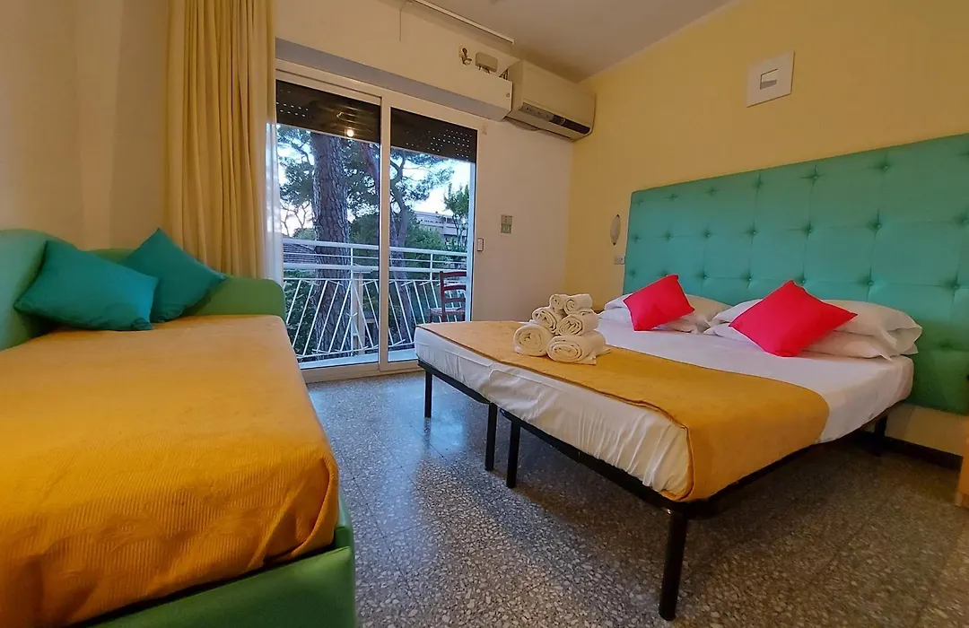 Hotel Senza Pensieri Riccione-1
