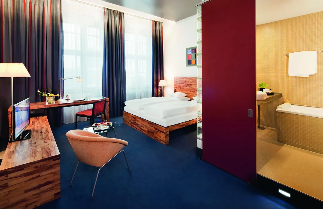Moevenpick Hotel Berlin Am Potsdamer Platz-1