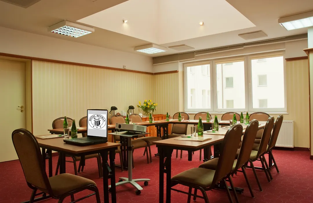 Hotel Hetman-1