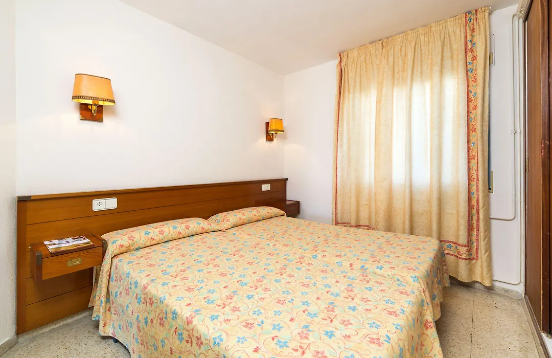 Apartamentos Guitart-1