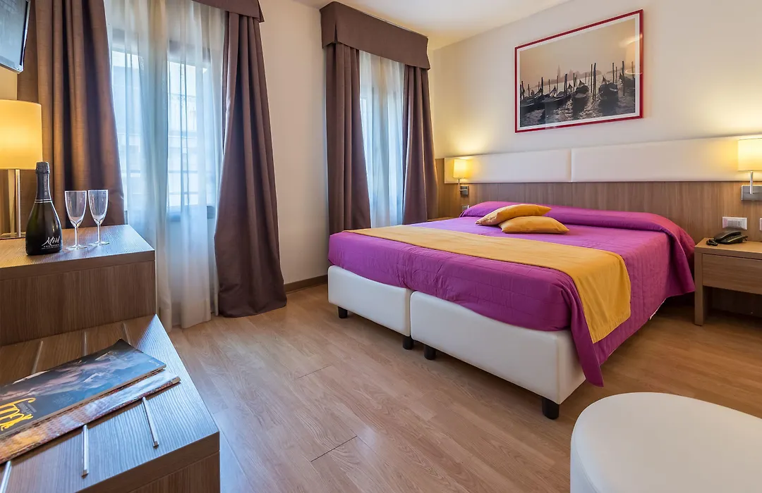 Hotel Il Moro Di Venezia-1