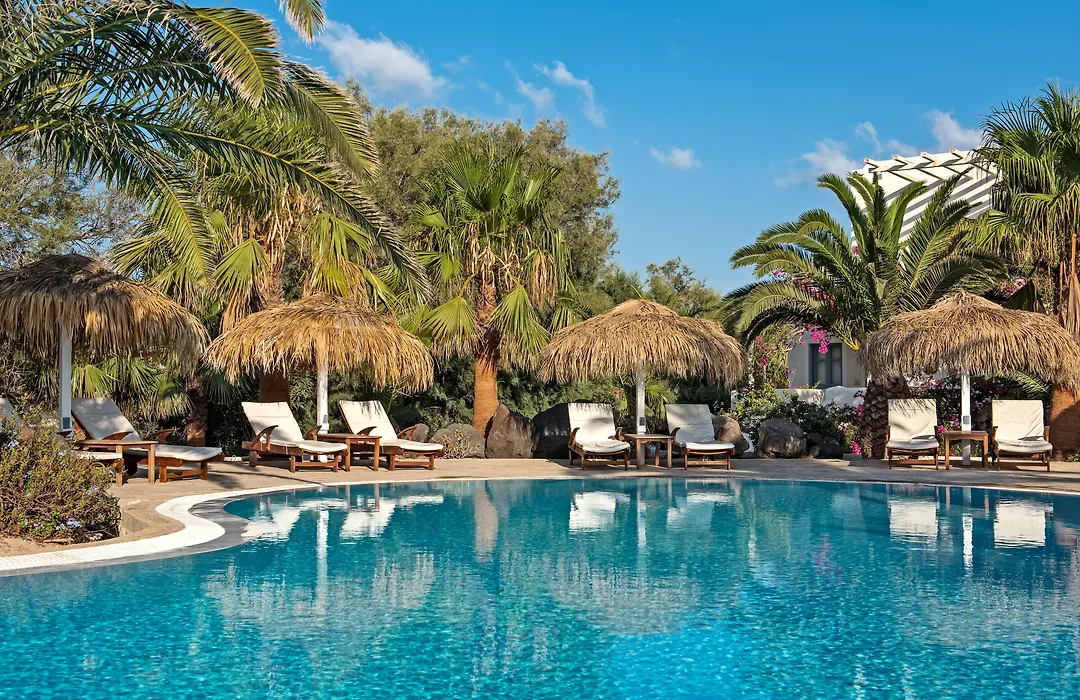 Atlantis Beach Villa-1