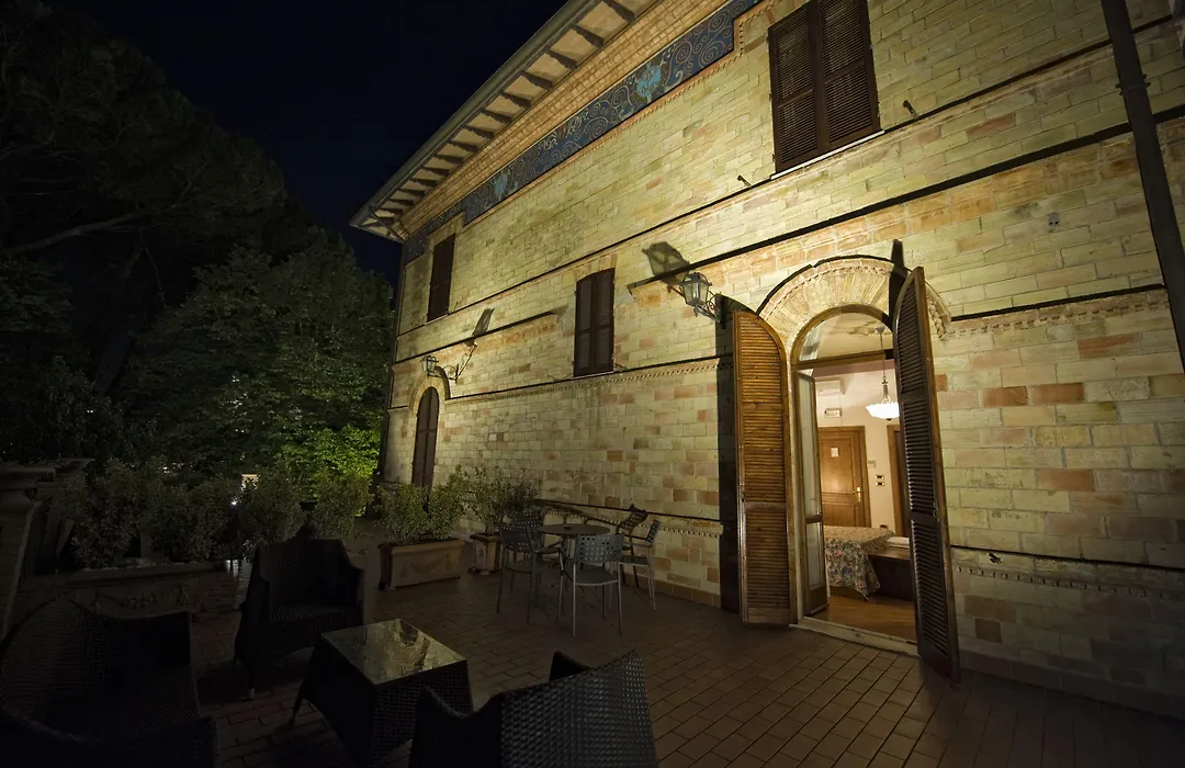 Villa Raffaello Park Hotel-1