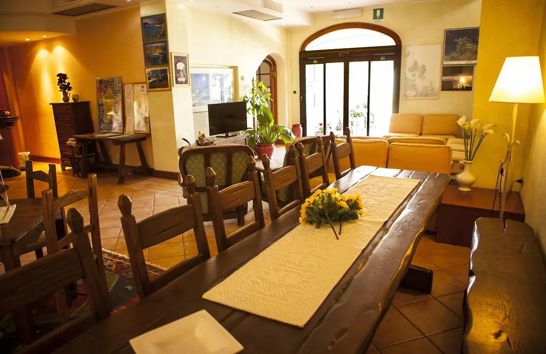 Hotel Piccada-1