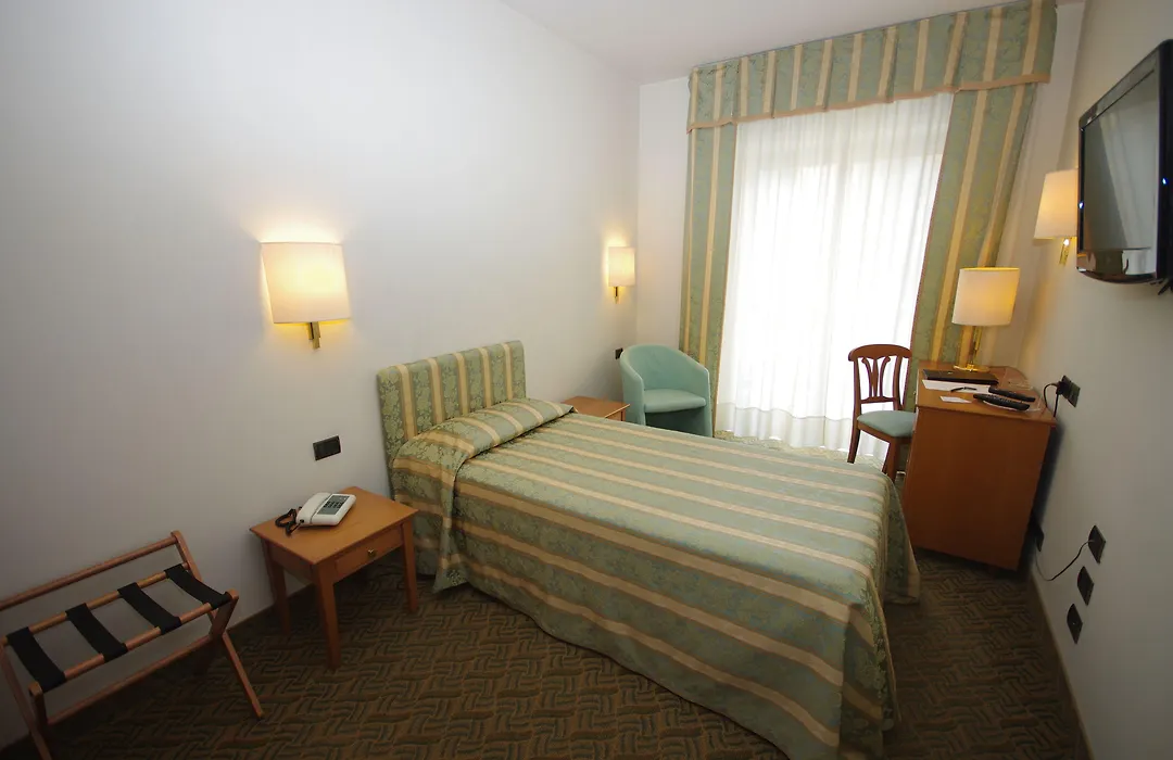 Savant Hotel-1