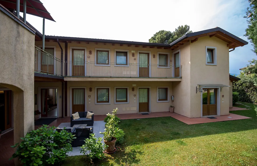 Residence Ca Del Lago-1