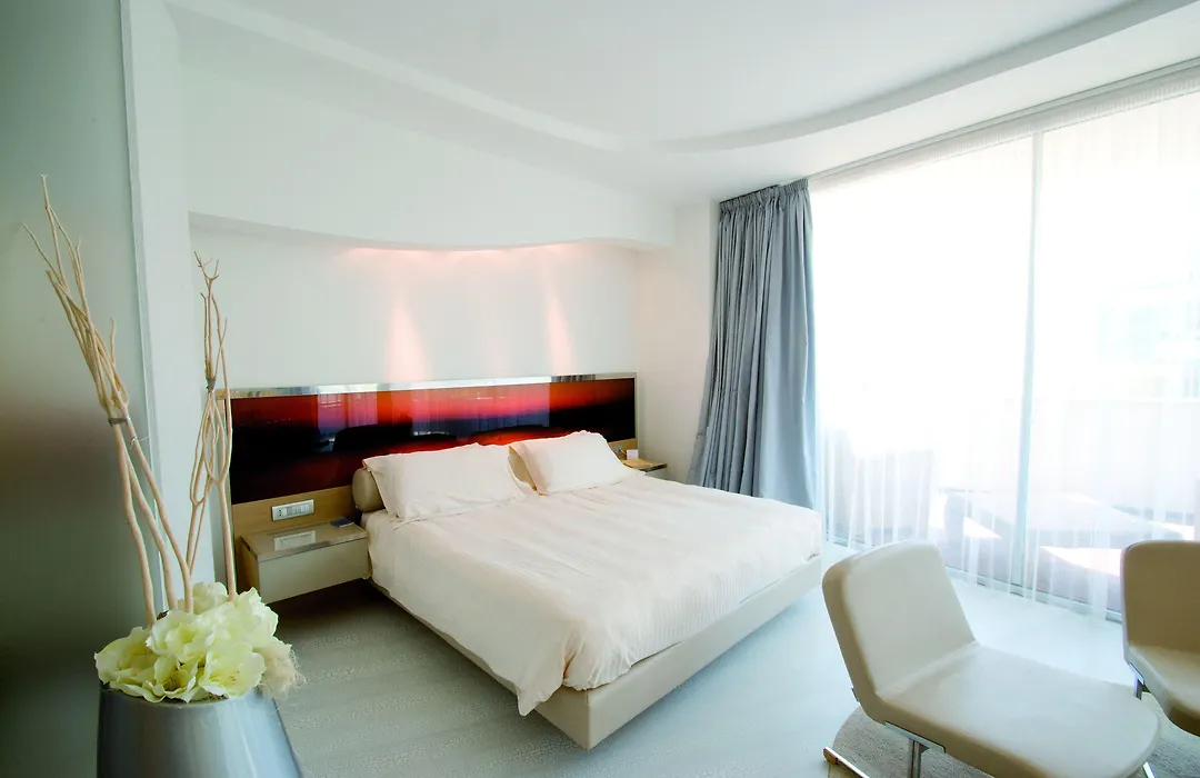 Hotel Waldorf- Premier Resort-1