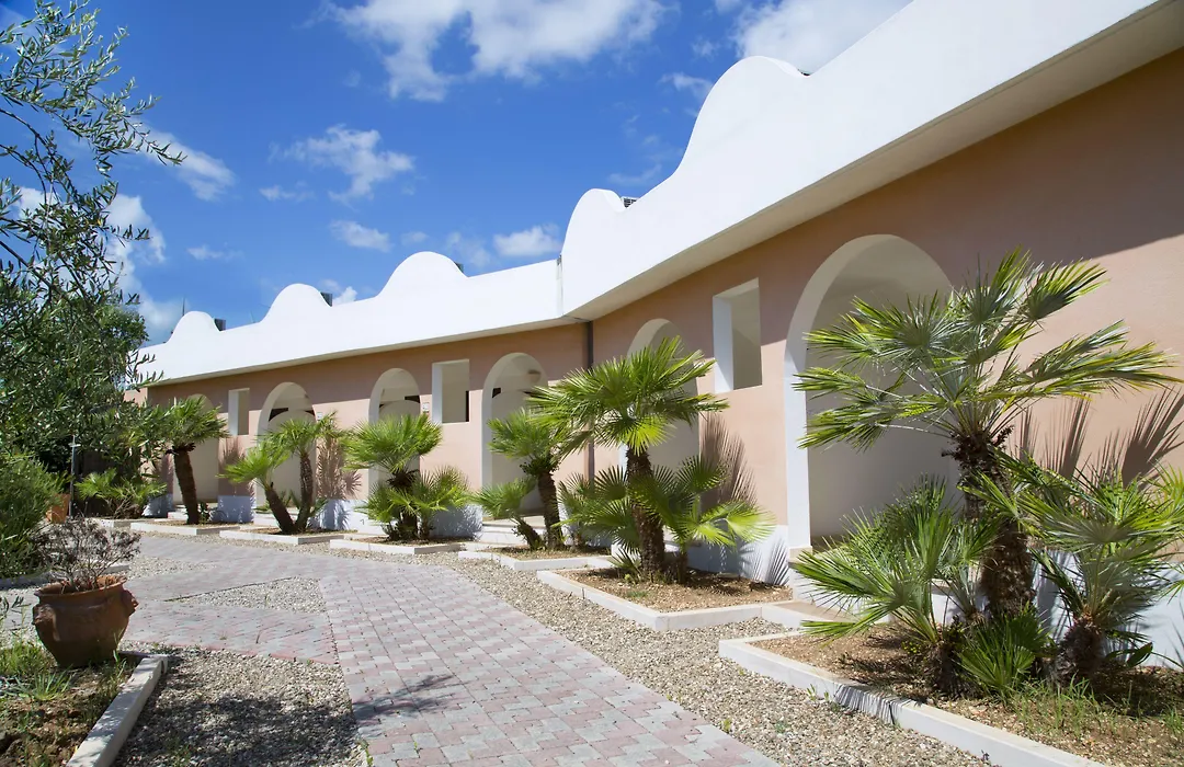 Garden Hotel Ripa-1