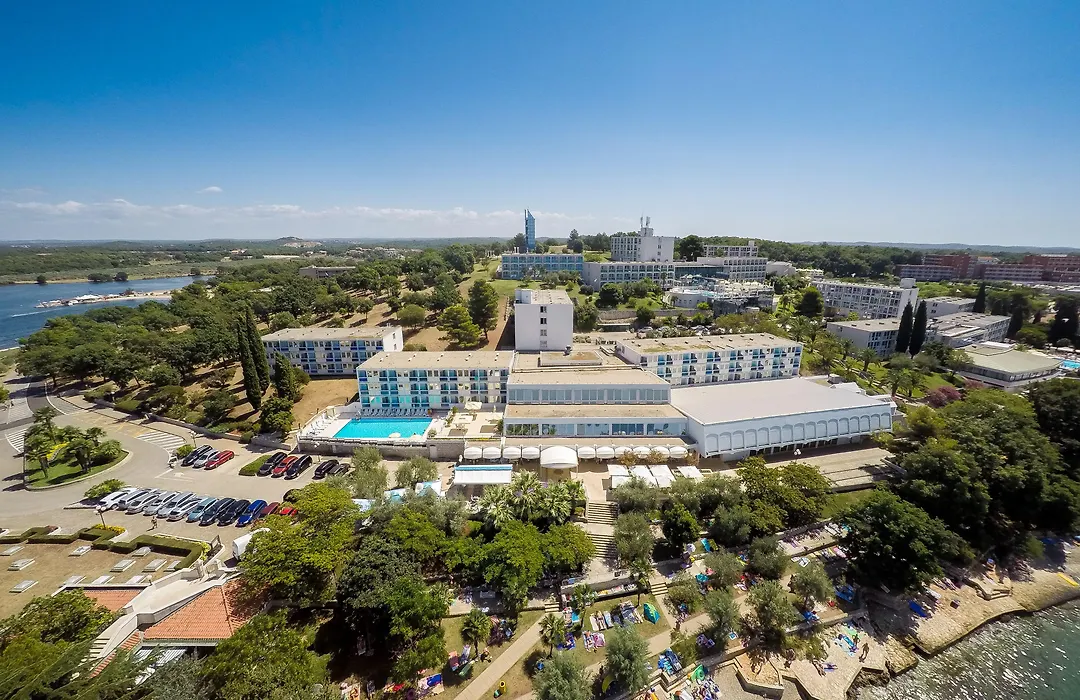 Hotel Plavi Plava Laguna-1