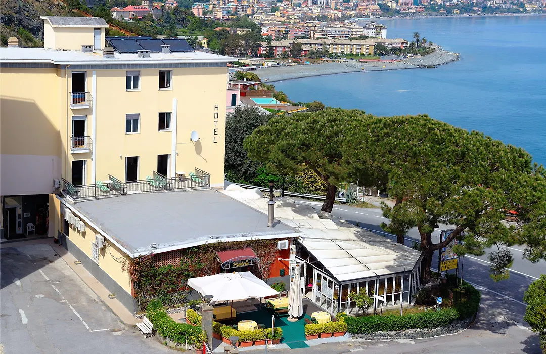 Hotel Puntabella-1