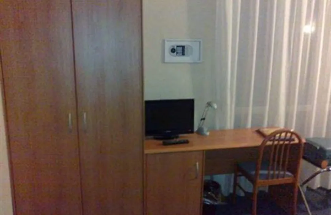 Hotel Engadina-1