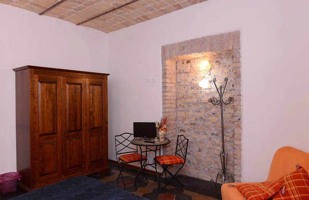 All'Ombra Del Cupolone Guest House-1
