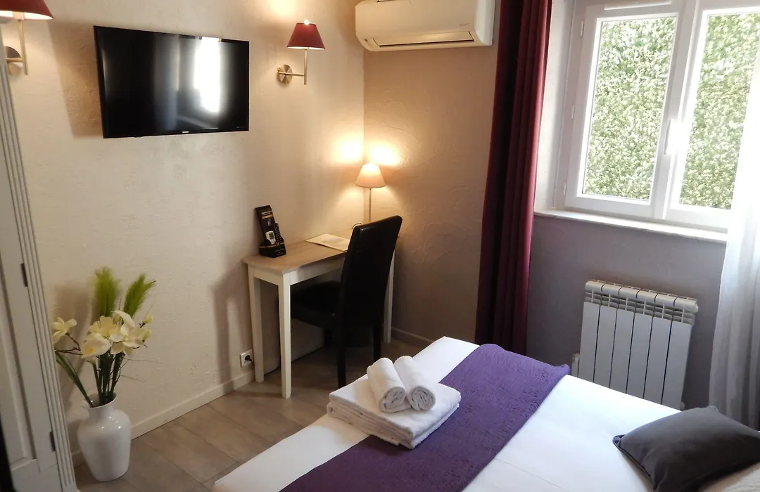 Hotel Miramar- Cap D'Antibes - La Garoupe Plage-1