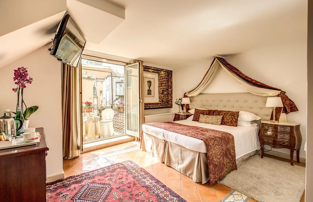 Pantheonview - Luxury Suites-1