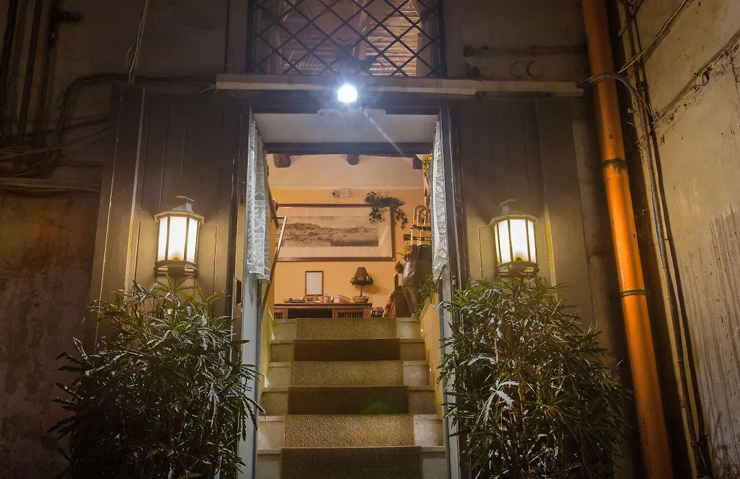 B&B L'Alloggio Dei Vassalli-1