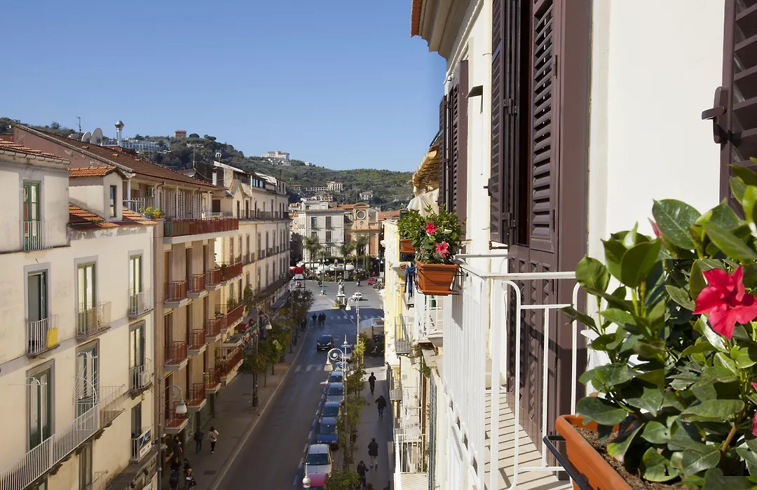 Sorrento Flats-1