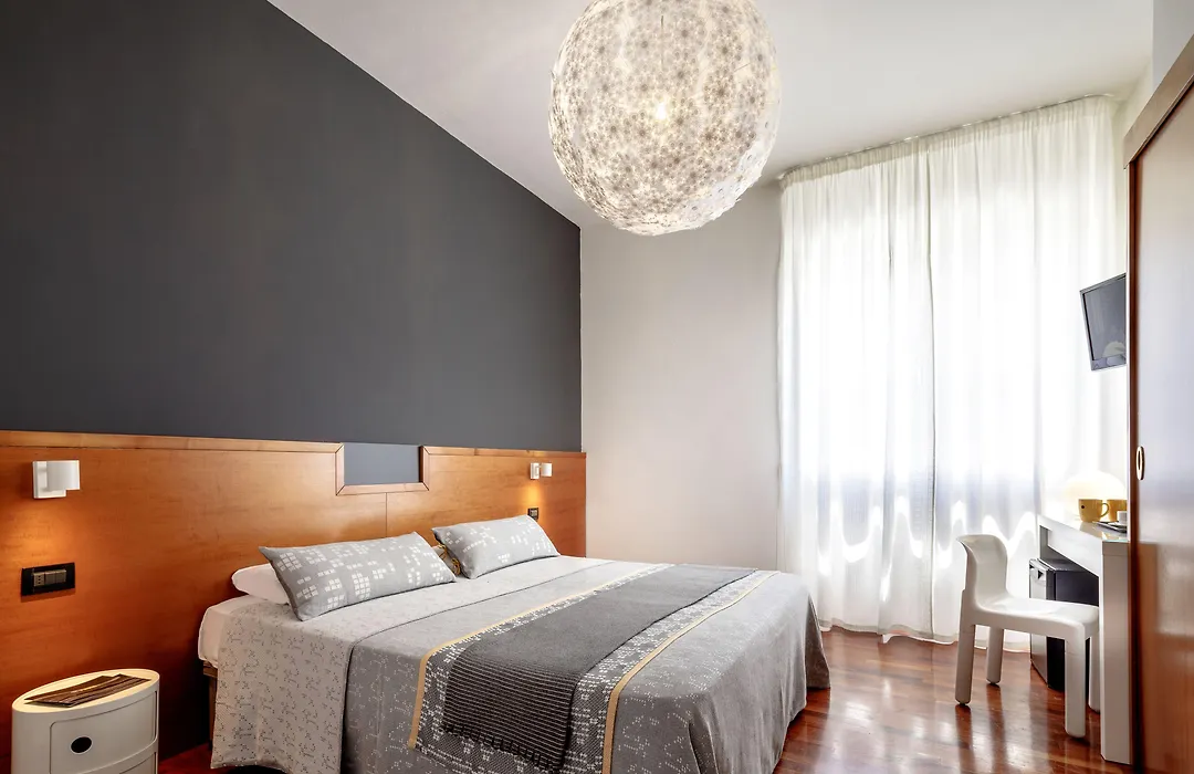 Euro Hotel-1