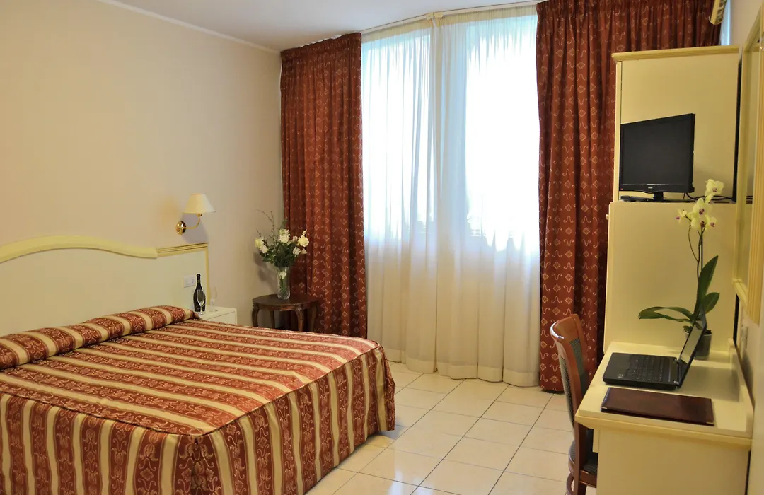 Hotel Corallo-1