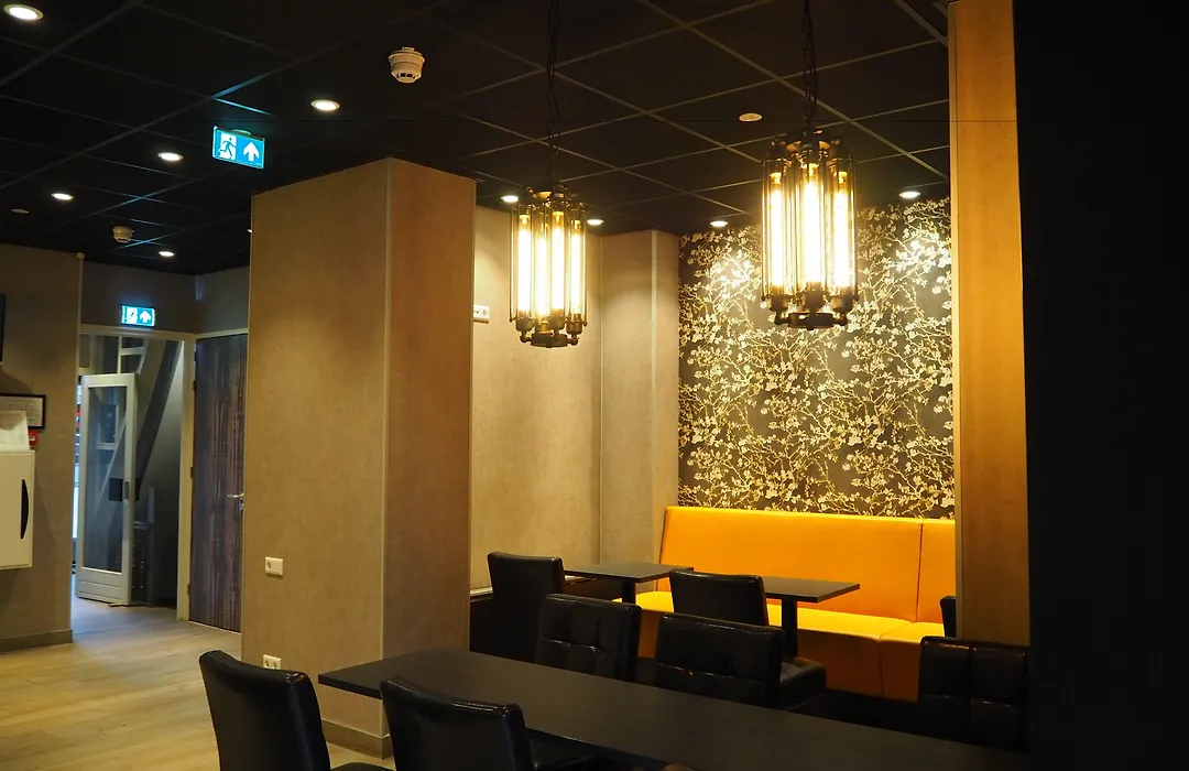 Blossoms City Hotel-1