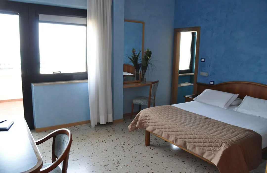 Hotel Maja-1