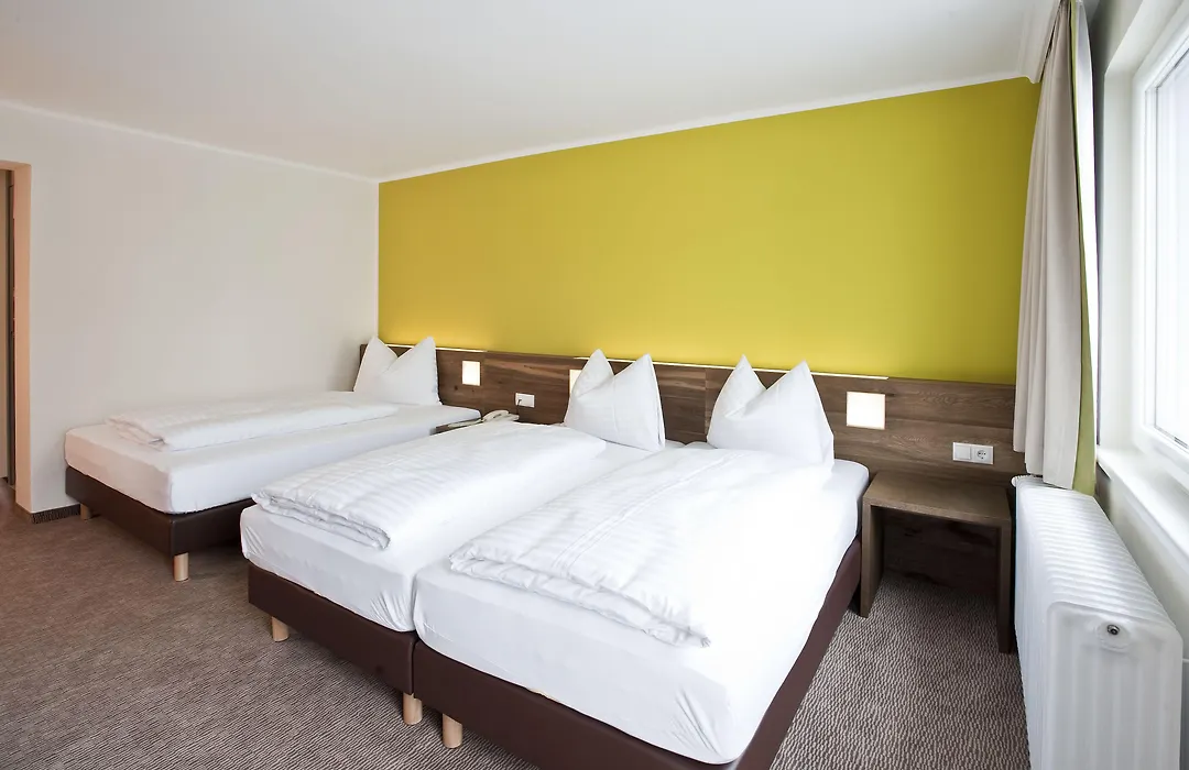 Basic Hotel Innsbruck-1