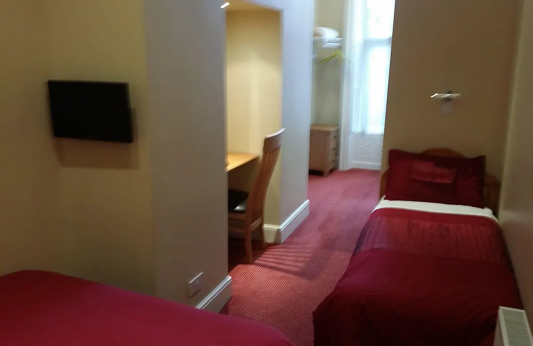 Parkway Guesthouse-1