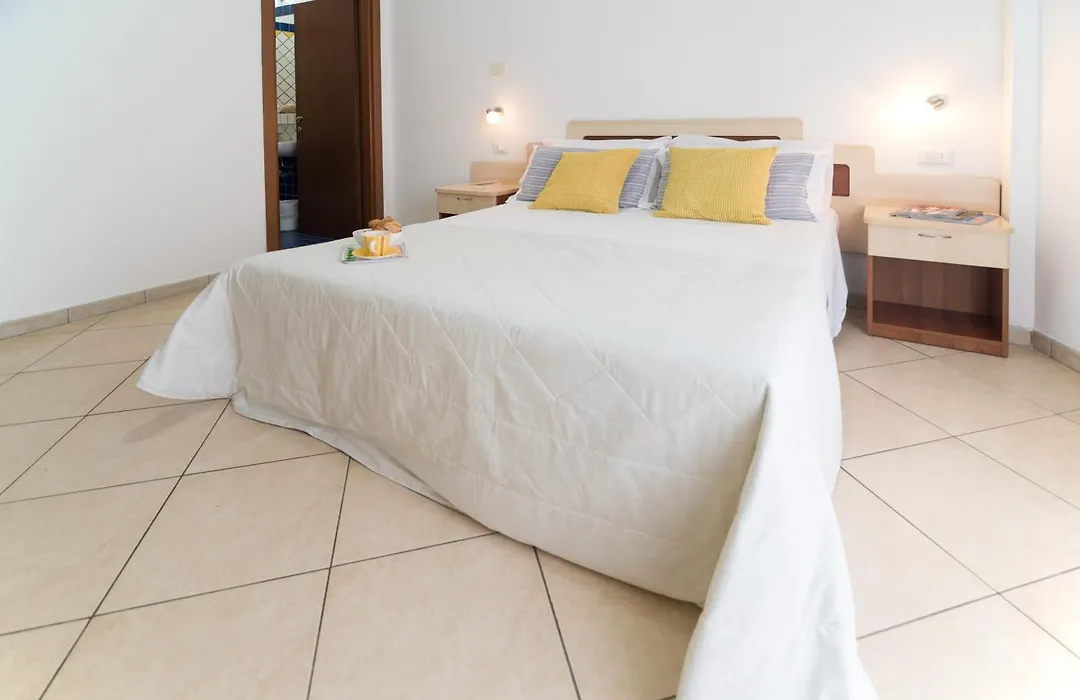 Residence Mediterraneo-1