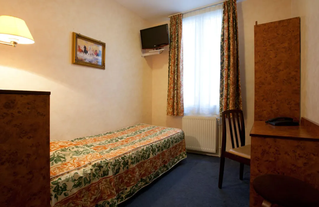 Hotel Neptune Place D'Italie-1
