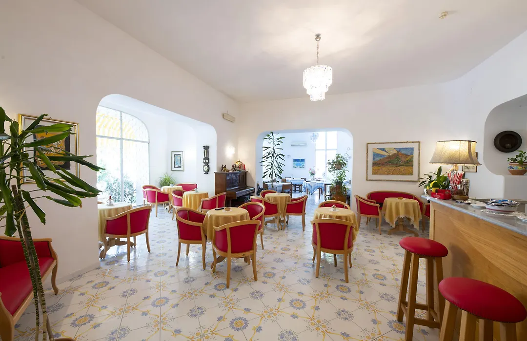 Hotel Candia-1