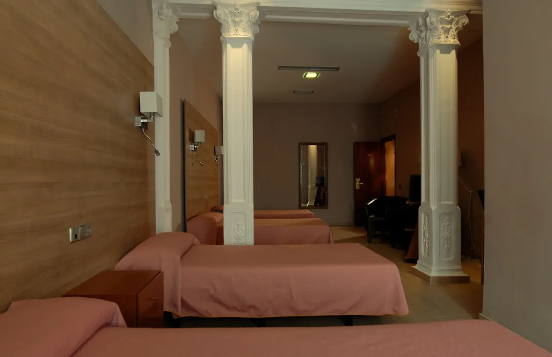 Hostal Aguilar-1