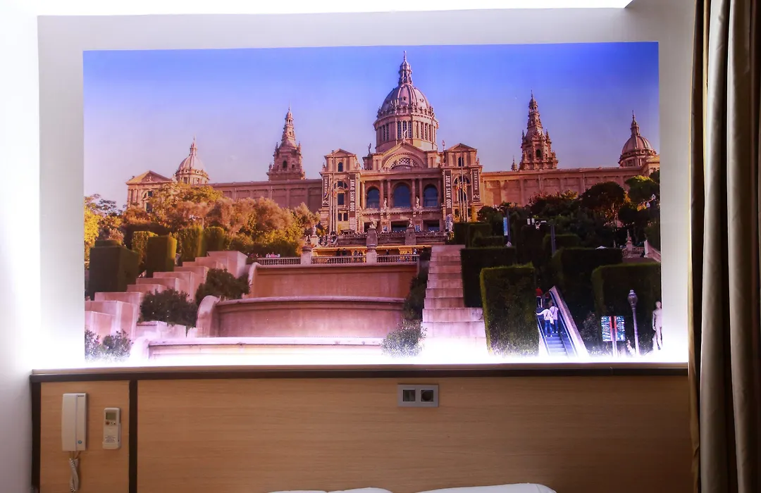 Hostal Las Flores Ramblas-1