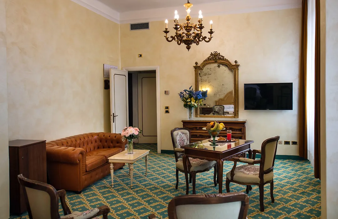 Grand Hotel Excelsior-1