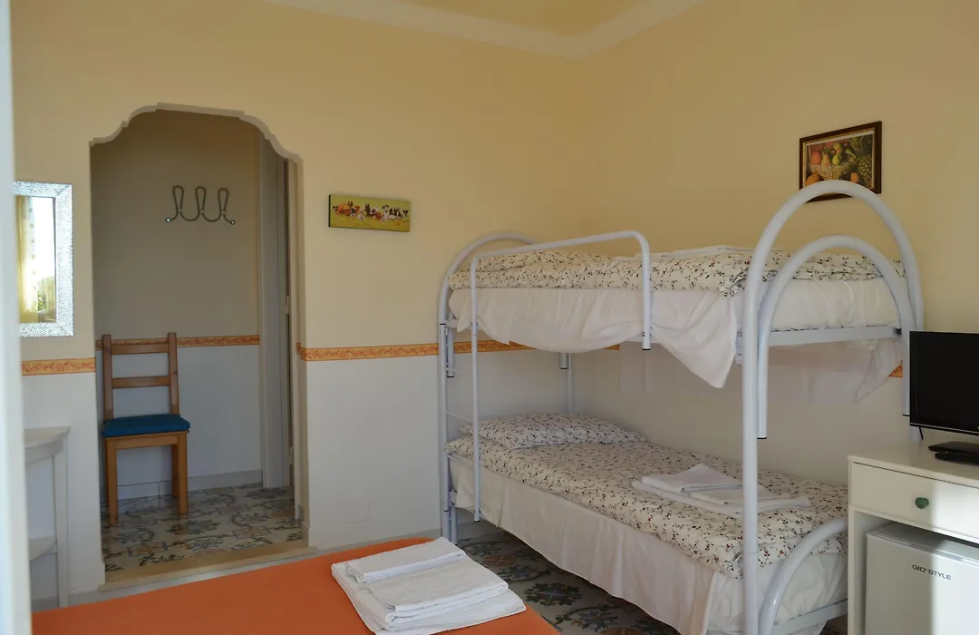 Le Ginestre di Capri BB&Holiday House-1