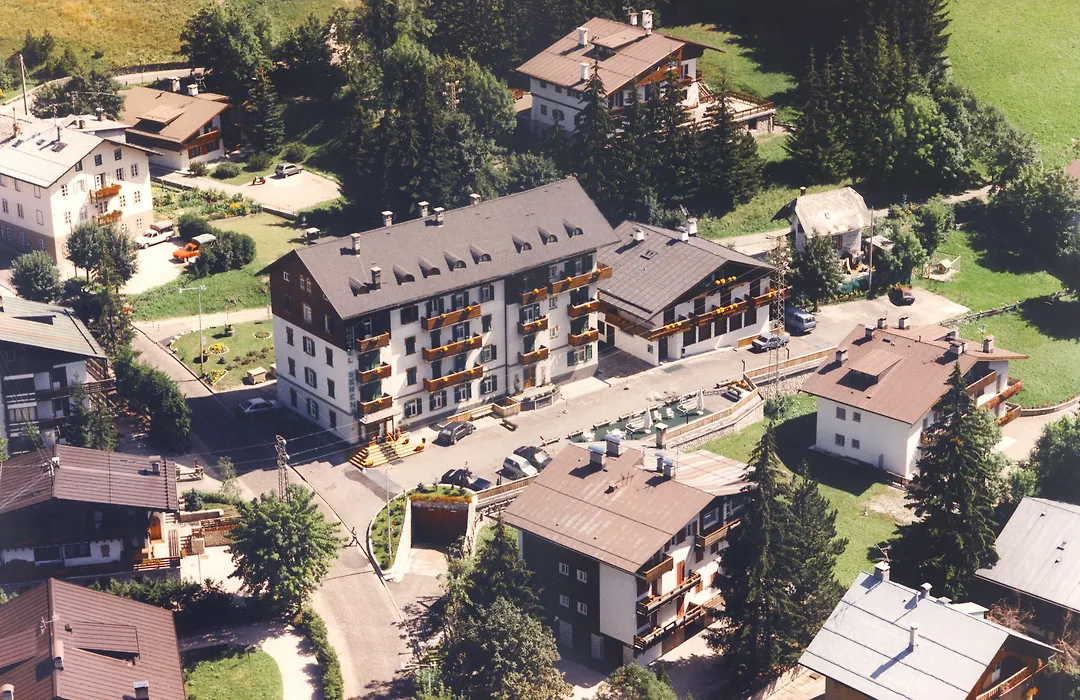 Hotel Serena Cortina-1