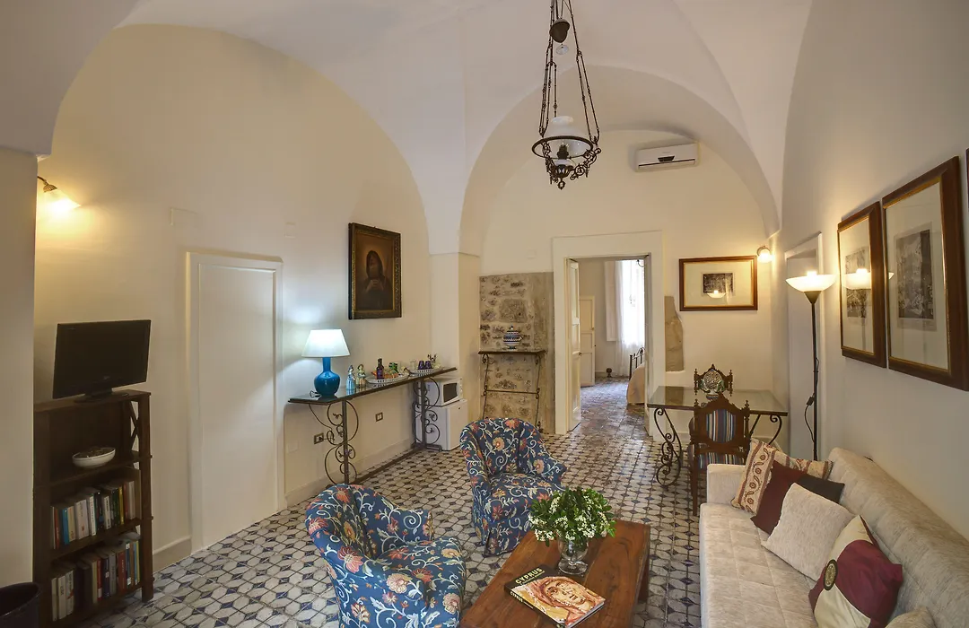 Palazzo Bernardini Suites-1