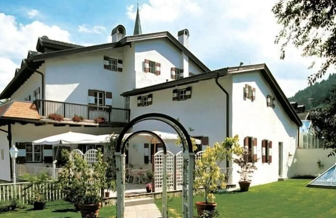 Hotel Ansitz Kandelburg-1