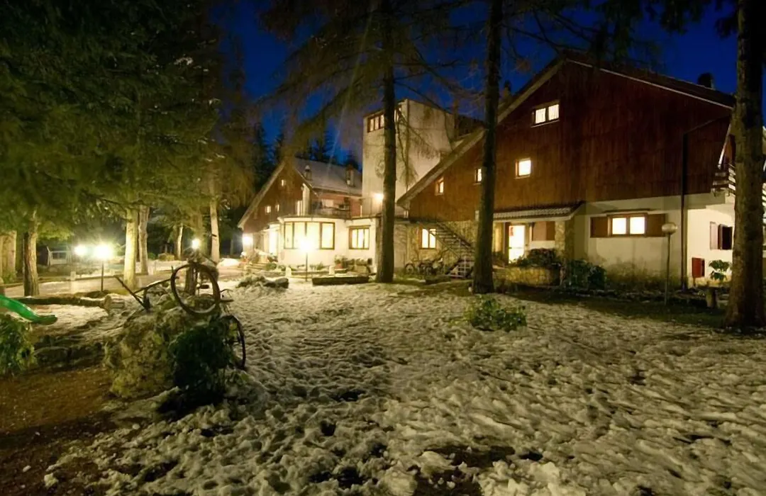 LH Albergo Il Paradiso-1