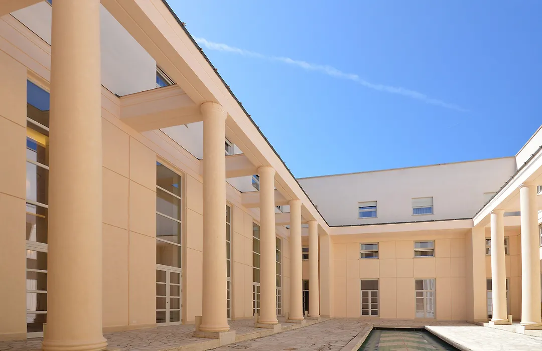 Palazzo Esedra-1