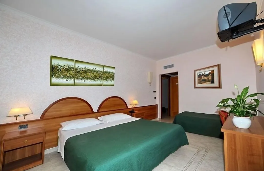 Hotel L'Aquila-1