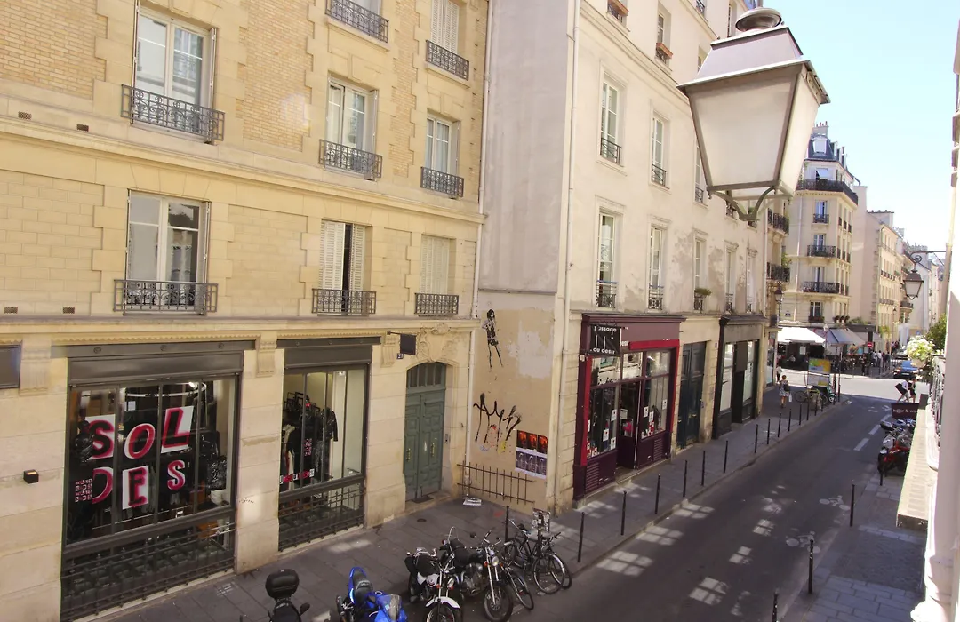 Hotel de la Bretonnerie-1