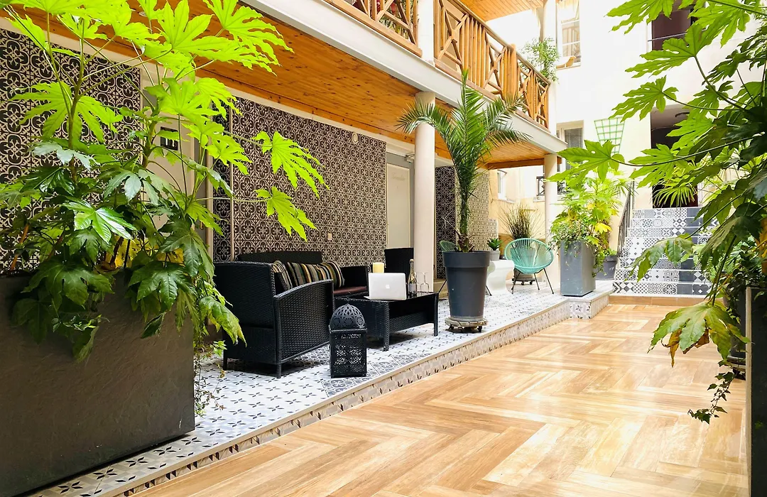 Hotel Clairefontaine-1