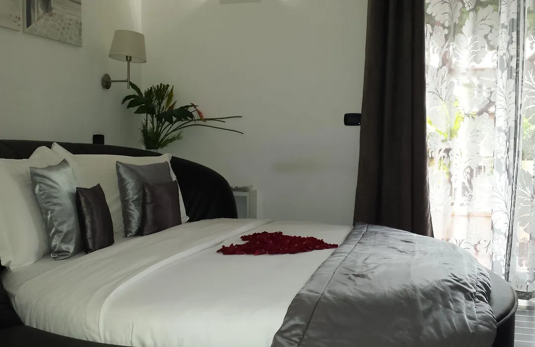 Gregorio VII Luxury Suites-1