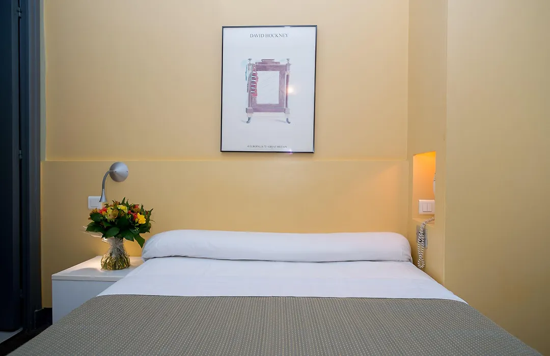 Trendy Canettes Hotel-1