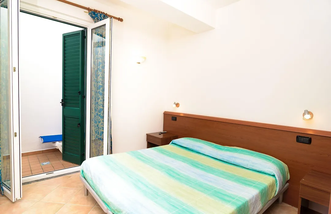 Hotel Villa Fumerie-1